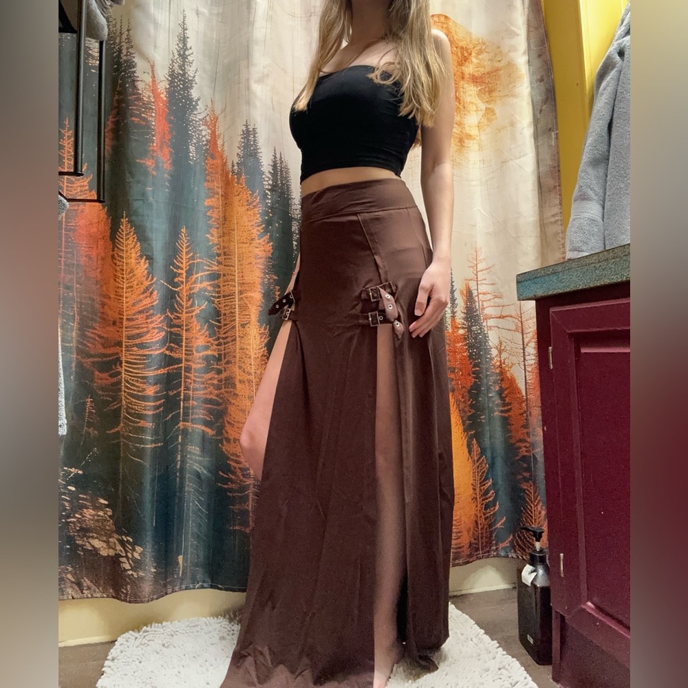 HALARA Brown Maxi Skirt with High Side Slits and Buckle Accents